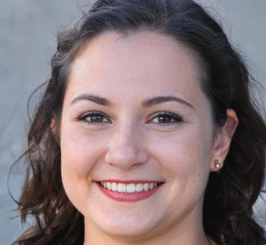 Sarah Williams professional headshot